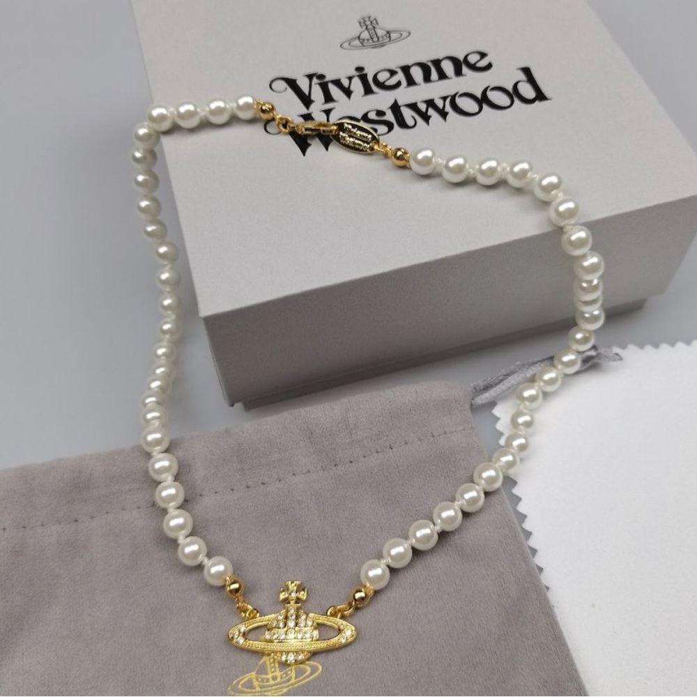 Vivienne Westwood Gold Pearl Collar